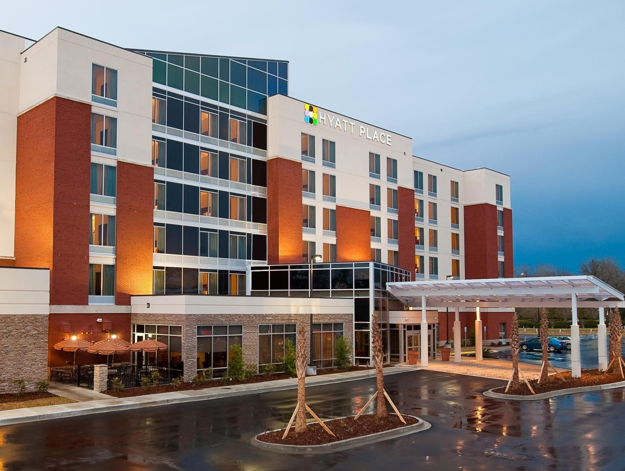 Hyatt Place Charleston Airport / Convention Center Exterior photo